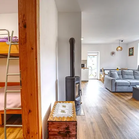شقة Apartma In Jerca Ob Savi